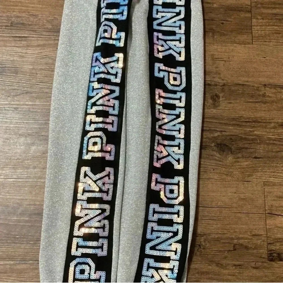 PINK Victoria's Secret Black and White Long Sleeve Tee - Picture 9 of 10